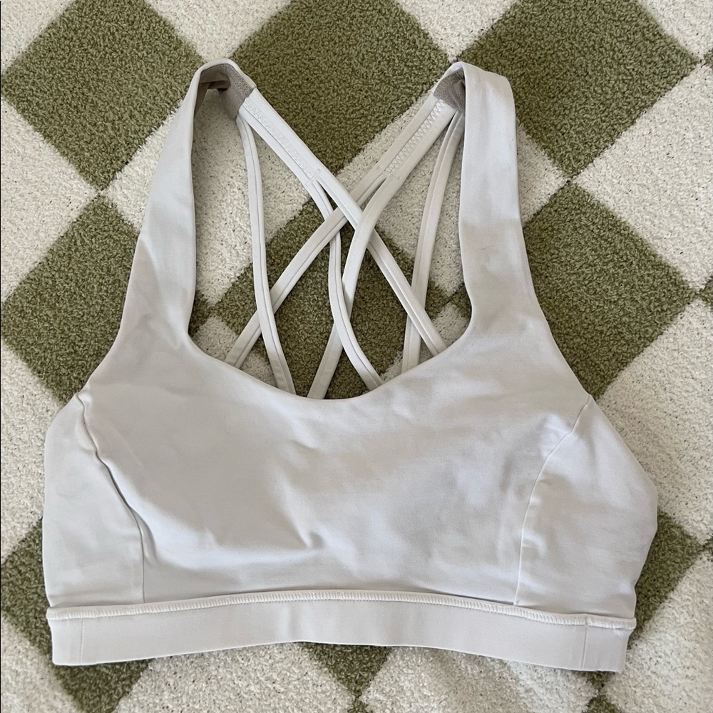 Lululemon Free to Be Serene Bra